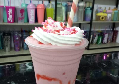 Cafe la Promesa - Strawberries with Cream Frappe